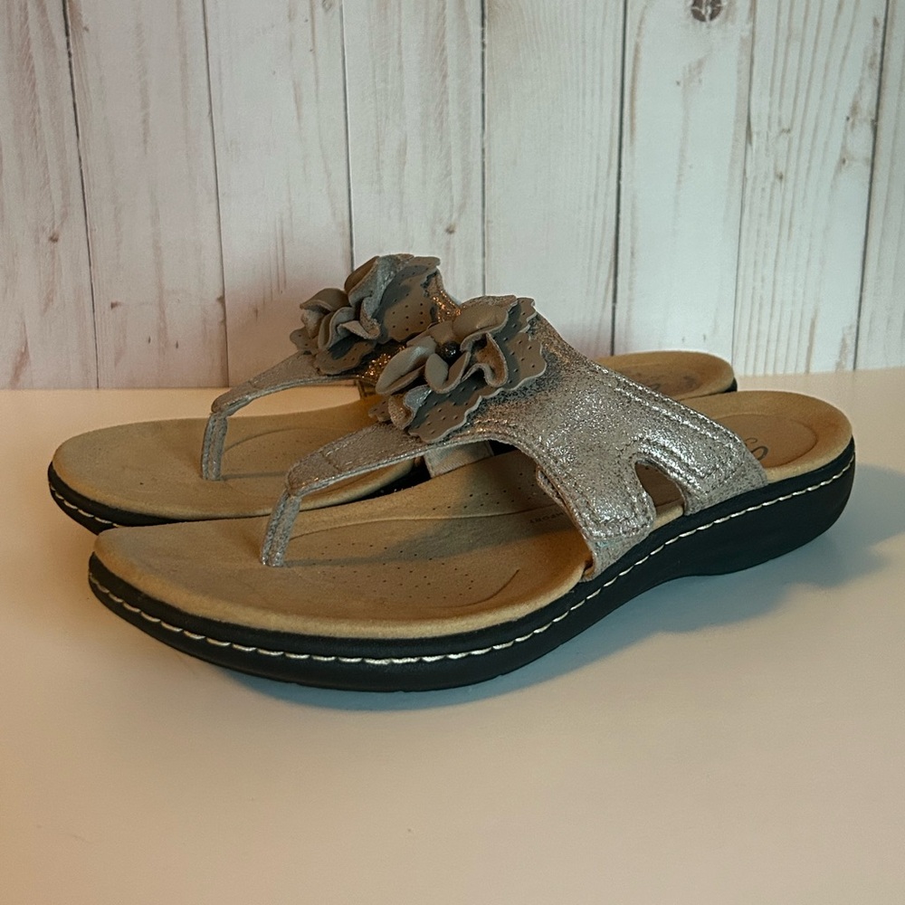Clarks Sandals with Metallic Flower Accent BOHO, Festival, Comfortable